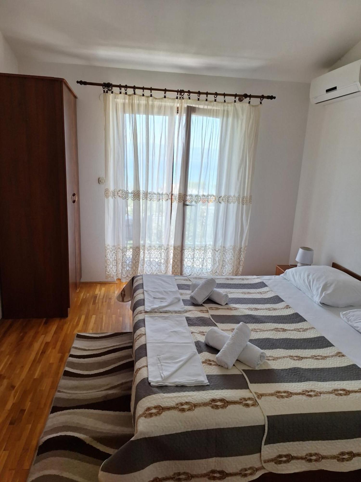Ante apartments Duće Habitación foto
